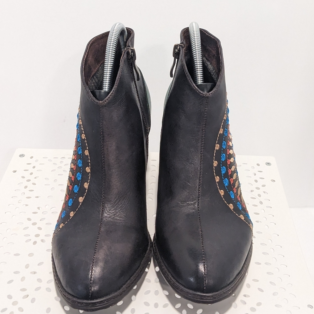 L ' artiste Rhapsody leather boots - Picture 6 of 16